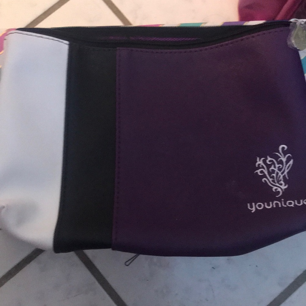 Makeup bag Younique